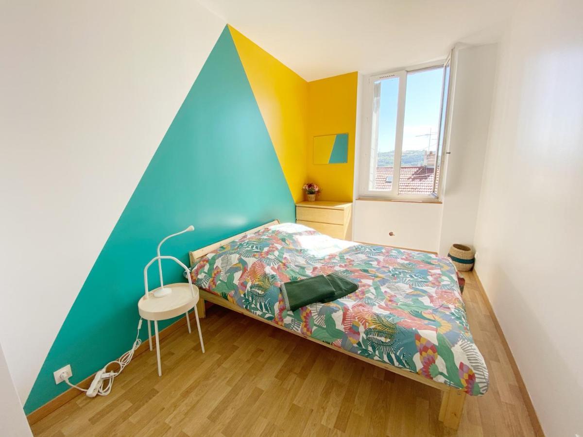 22 Chic & Cosy Grand Appart 92M2 Parking Gratuit Hypercentre Netflix Saint-Etienne  Dış mekan fotoğraf